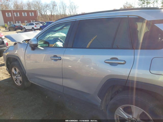 2019 Toyota Rav4 Xle მანქანა იყიდება აუქციონზე, vin: 2T3P1RFVXKW023402, აუქციონის ნომერი: 43695263