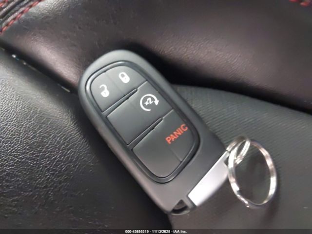 2019 JEEP CHEROKEE 1C4PJMBX2KD361710 Photo 10