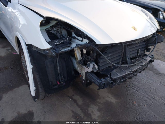 2017 PORSCHE CAYENNE WP1AA2A2XHKA88888 Photo 5