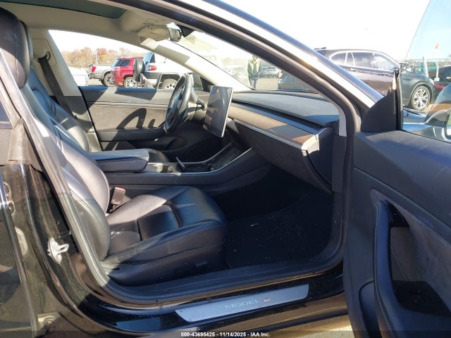2018 TESLA MODEL 3 5YJ3E1EA2JF034501 Photo 4