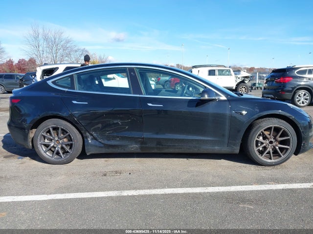 2018 TESLA MODEL 3 5YJ3E1EA2JF034501 Photo 5