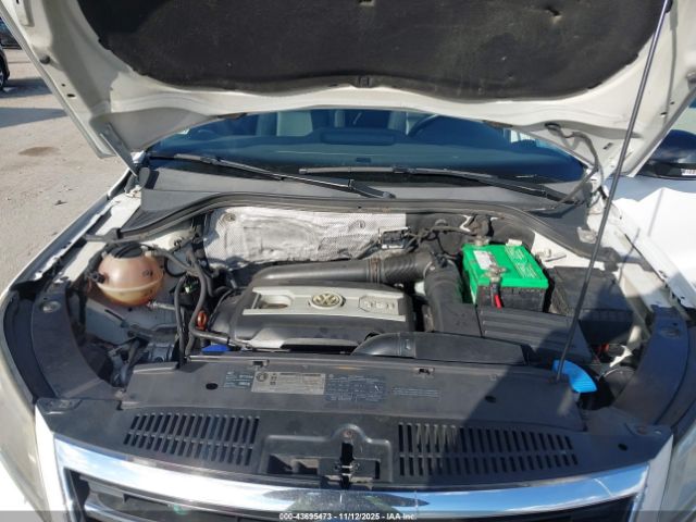 2011 VOLKSWAGEN TIGUAN WVGBV7AX1BW512957 Photo 9