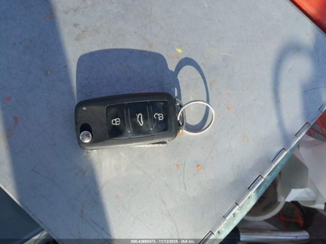 2011 VOLKSWAGEN TIGUAN WVGBV7AX1BW512957 Photo 10