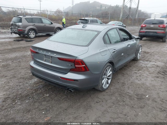 2020 VOLVO S60 7JRA22TK1LG036011 Photo 3