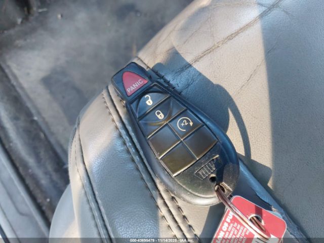 2011 JEEP GRAND CHEROKEE 1J4RR4GG2BC557754 Photo 10