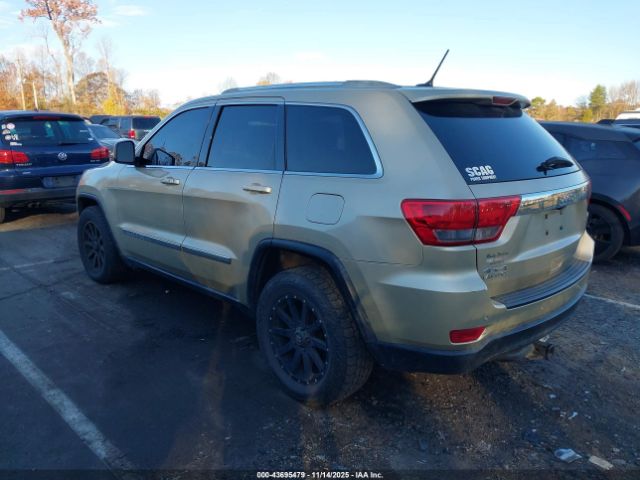 2011 JEEP GRAND CHEROKEE 1J4RR4GG2BC557754 Photo 2