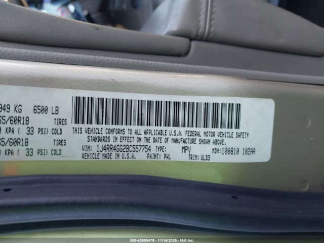 2011 JEEP GRAND CHEROKEE 1J4RR4GG2BC557754 Photo 8