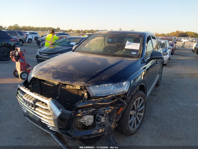 2017 AUDI Q7 WA1LHAF70HD039458 Photo 1