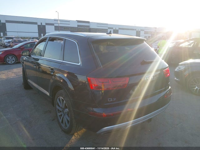 2017 AUDI Q7 WA1LHAF70HD039458 Photo 2