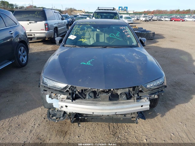 Продаж на аукціоні авто 2020 Acura Tlx Standard, vin: 19UUB1F38LA005109, номер лоту: 43695612