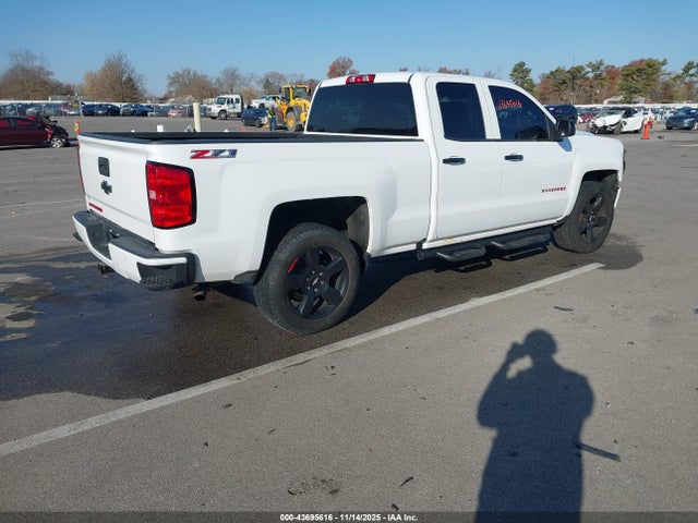 1GCVKREC2HZ273276 Chevrolet Silverado 1500 1lt/2lt