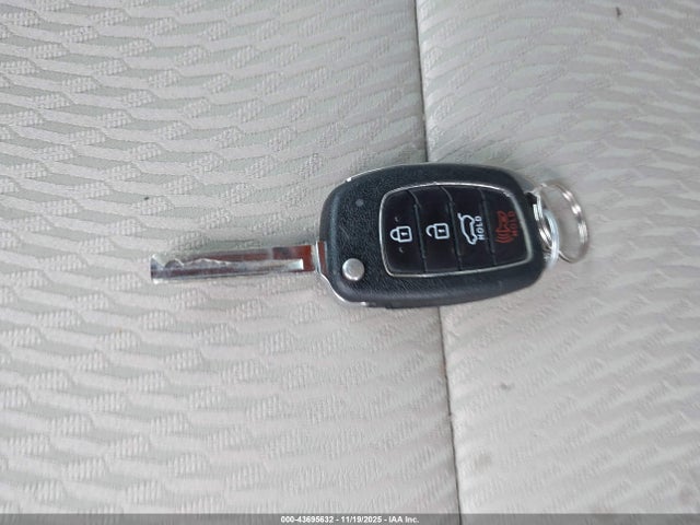 5XYZUDLB4HG401475 Hyundai Santa Fe Sport 2.4l