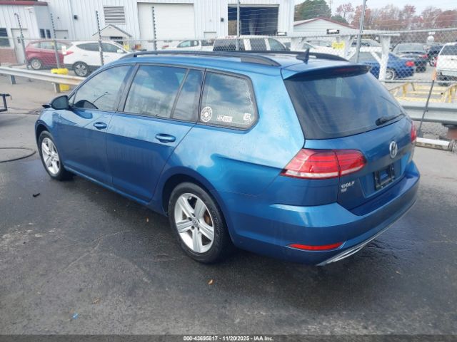 2018 VOLKSWAGEN GOLF SPORTWAGEN 3VWD17AUXJM766208 Photo 2