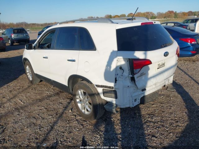 2014 KIA SORENTO 5XYKT4A66EG529738 Photo 2