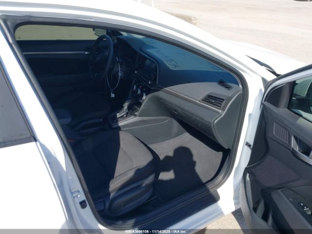 2019 HYUNDAI ELANTRA 5NPD84LF8KH494843 Photo 4
