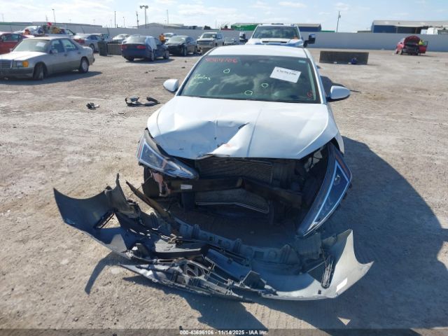 2019 HYUNDAI ELANTRA 5NPD84LF8KH494843 Photo 5
