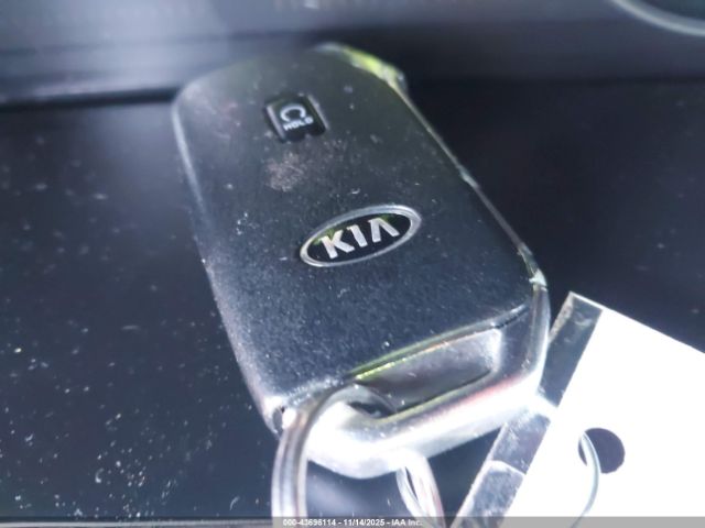 2021 KIA SORENTO 5XYRHDLFXMG057944 Photo 10