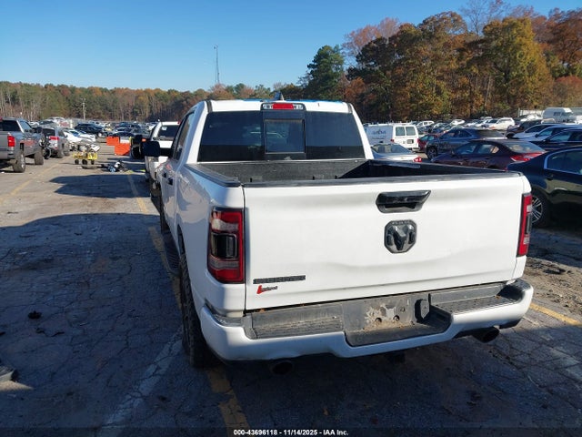 2024 RAM 1500 1C6RREFT4RN113260 Photo 2