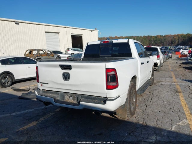 2024 RAM 1500 1C6RREFT4RN113260 Photo 3
