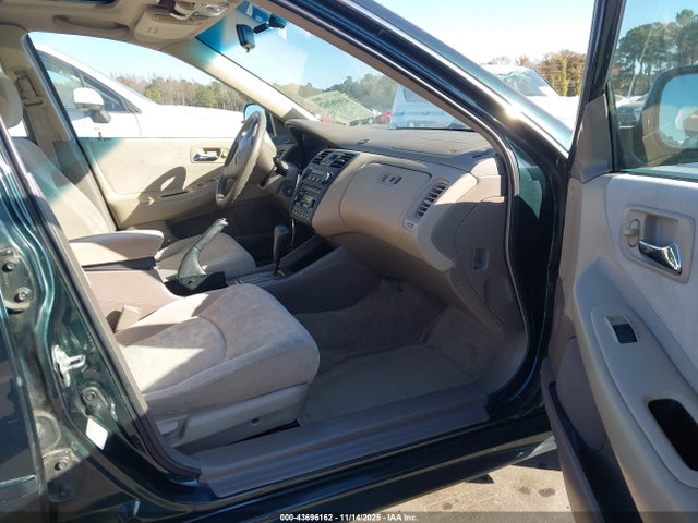 2001 Honda Accord 2.3 Ex მანქანა იყიდება აუქციონზე, vin: 1HGCG56681A136925, აუქციონის ნომერი: 43696162
