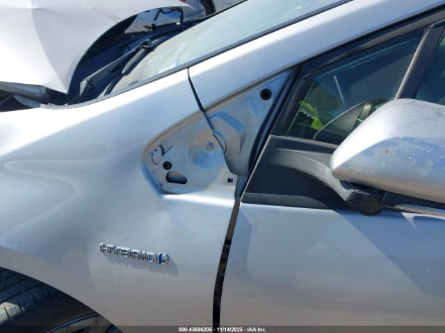 2021 TOYOTA PRIUS JTDKAMFUXM3143825 Photo 5