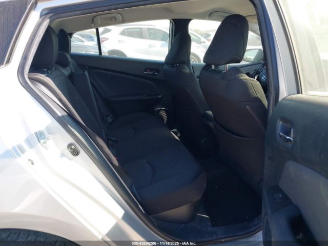 2021 TOYOTA PRIUS JTDKAMFUXM3143825 Photo 7