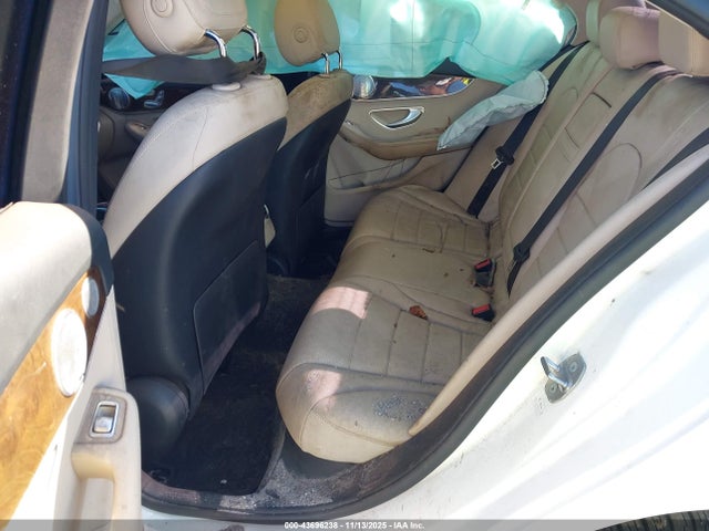 43696238 :رقم المزاد ، WDDWF4KB3HR222558 vin ، 2017 Mercedes-benz C 300 4matic مزاد بيع