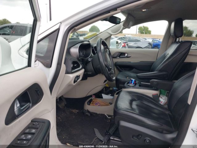 2022 CHRYSLER PACIFICA HYBRID 2C4RC1L78NR122793 Photo 4