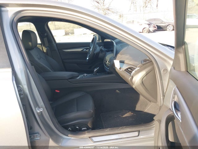 2026 CADILLAC CT5 1G6DS5RK1T0100628 Photo 4