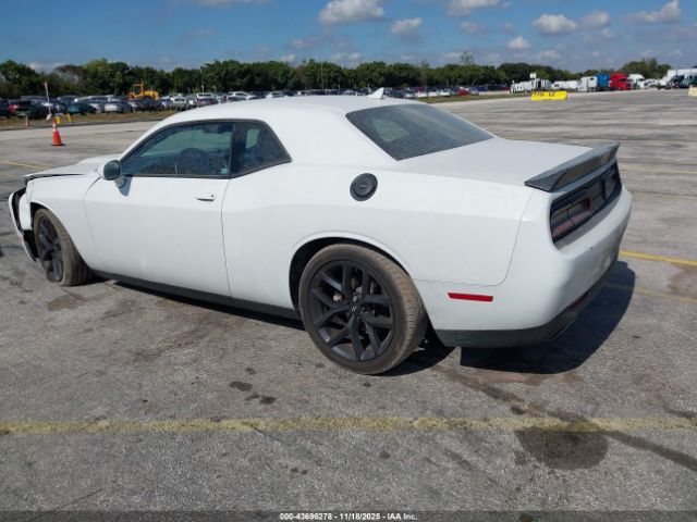 2021 DODGE CHALLENGER 2C3CDZJG6MH573069 Photo 2
