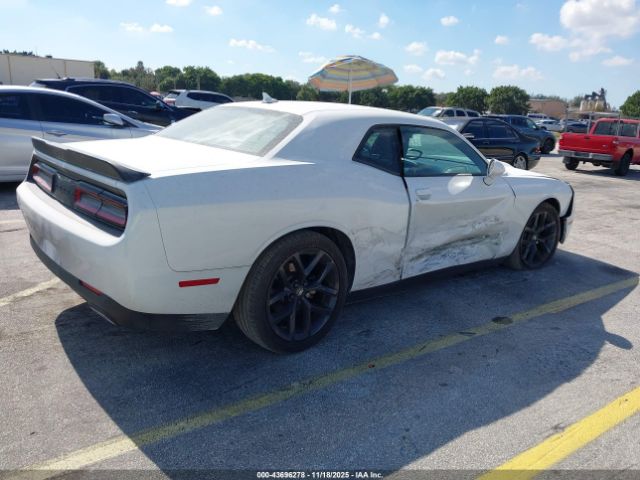 2021 DODGE CHALLENGER 2C3CDZJG6MH573069 Photo 3