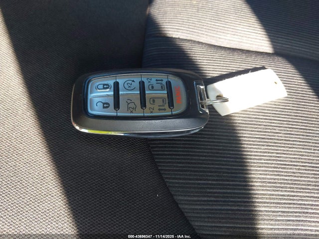 Продажа на аукционе авто 2023 Chrysler Voyager Lx, vin: 2C4RC1CG7PR516742, номер лота: 43696347