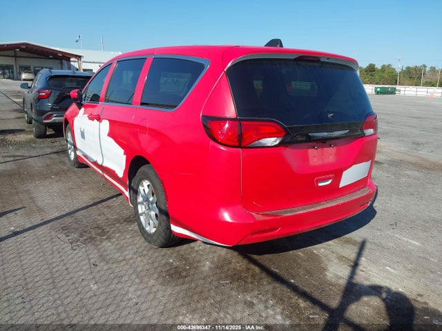 Продажа на аукционе авто 2023 Chrysler Voyager Lx, vin: 2C4RC1CG7PR516742, номер лота: 43696347