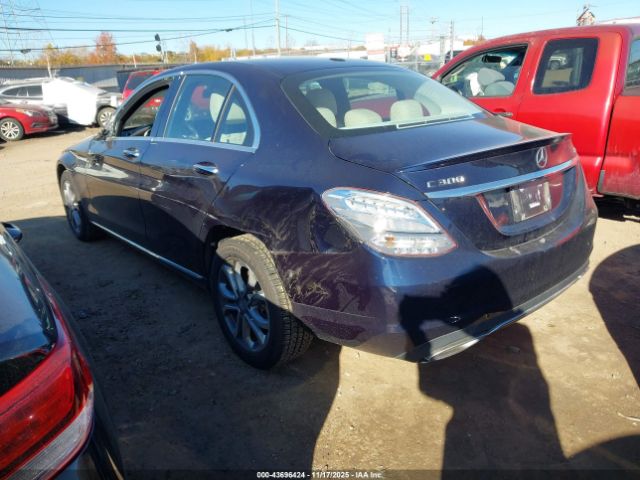 2016 MERCEDES-BENZ C 300 55SWF4KB7GU104090 Photo 2