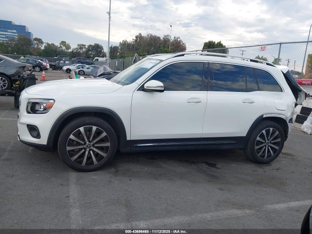W1N4M4GB4MW105575 Mercedes-Benz GLB 250