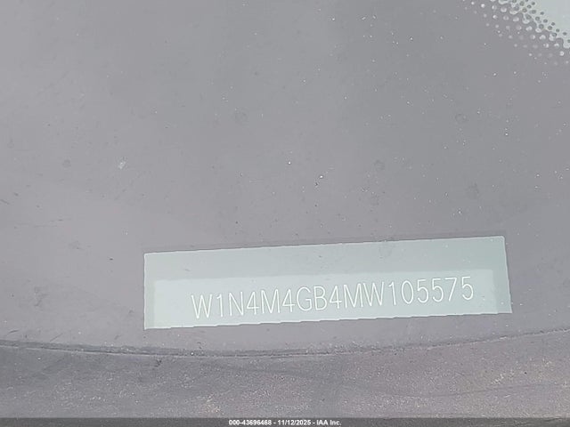 W1N4M4GB4MW105575 Mercedes-Benz GLB 250
