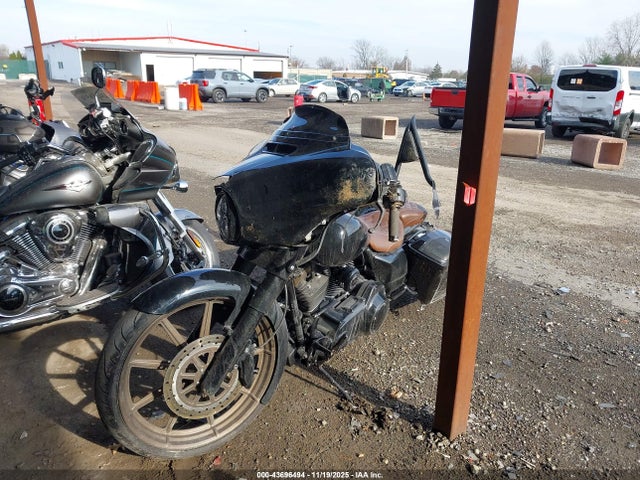 2015 HARLEY-DAVIDSON FLHX 1HD1KBM11FB705625 Photo 1