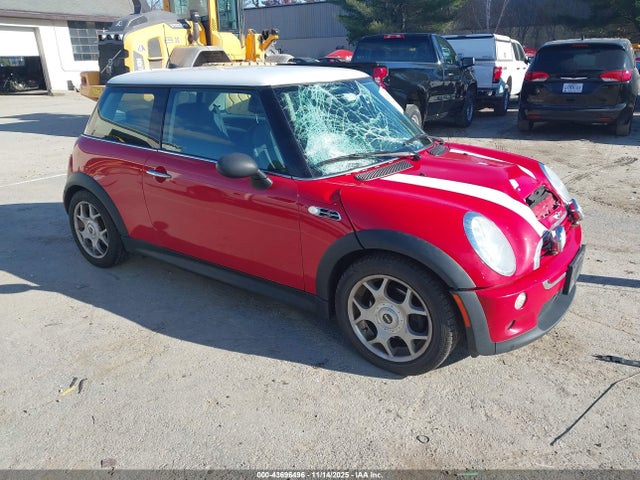 2006 MINI COOPER S WMWRE33556TJ35867 Photo 0