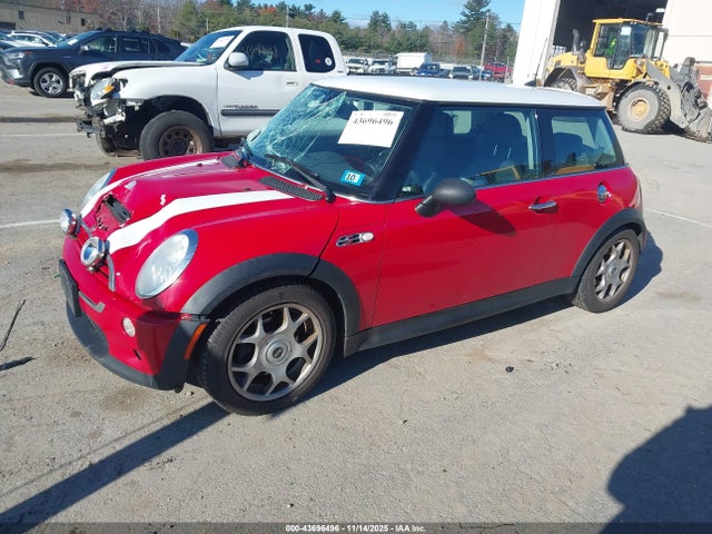 2006 MINI COOPER S WMWRE33556TJ35867 Photo 1