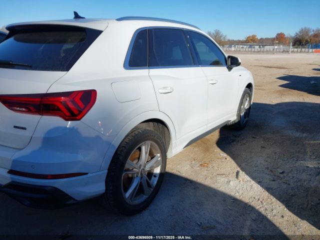 2020 AUDI Q3 WA1DECF30L1052193 Photo 3