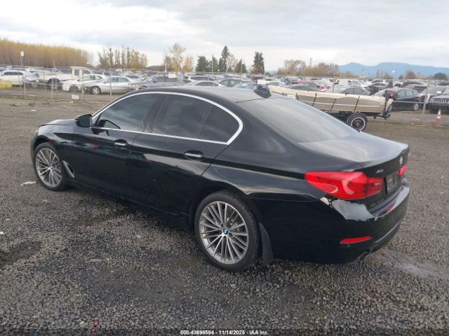 2018 BMW 530I WBAJA7C51JWC75618 Photo 2