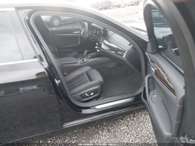 2018 BMW 530I WBAJA7C51JWC75618 Photo 4