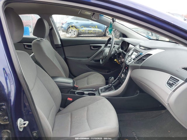 Продажа на аукционе авто 2014 Hyundai Elantra Se, vin: 5NPDH4AEXEH540882, номер лота: 43696644