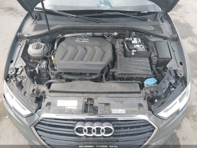 2017 AUDI A3 WAUAUGFFXH1051246 Photo 9