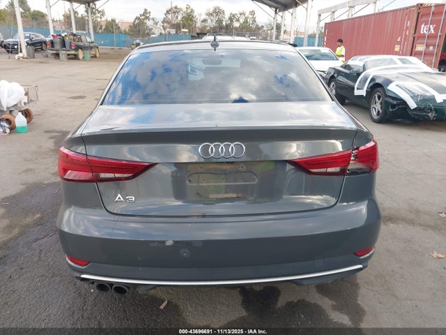 WAUAUGFFXH1051246 Audi A3 2.0t Premium