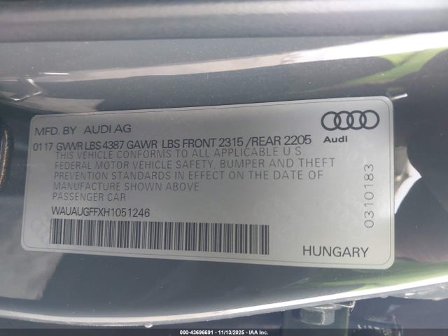 2017 AUDI A3 WAUAUGFFXH1051246 Photo 8