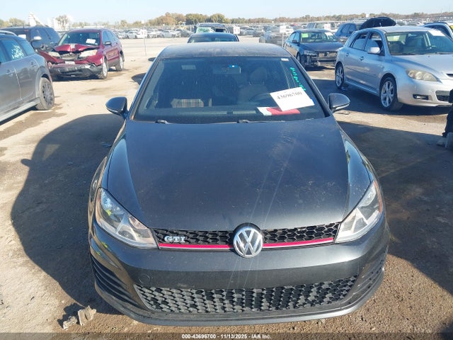 Продажа на аукционе авто 2015 Volkswagen Golf Gti 2.0t S 4-door, vin: 3VW5T7AU5FM014826, номер лота: 43696700