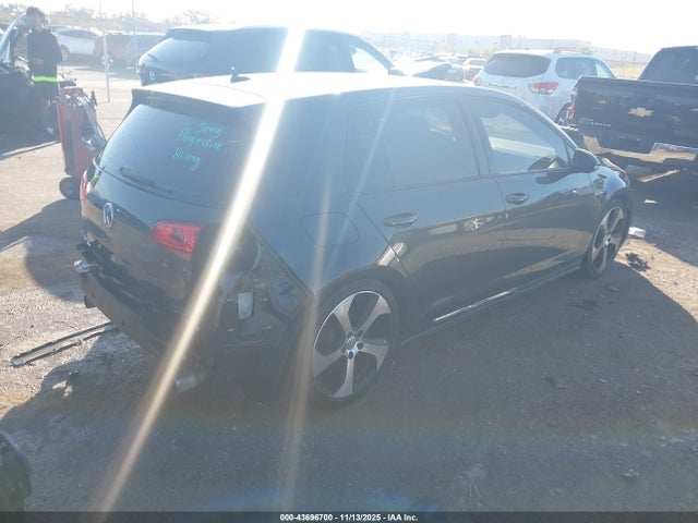 2015 VOLKSWAGEN GOLF GTI 3VW5T7AU5FM014826 Photo 3