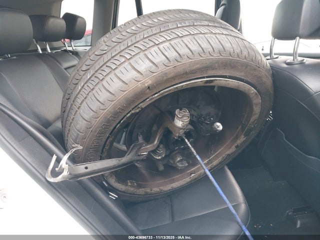 WDCGG5HB4FG425664 Mercedes-Benz GLK 350