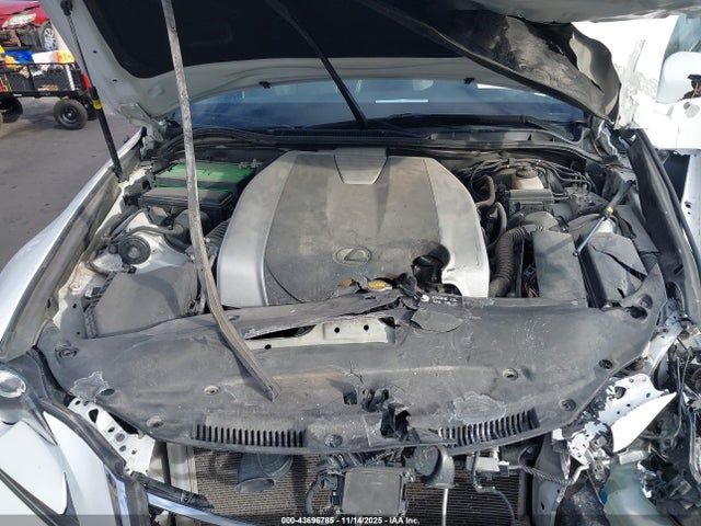Lexus IS 350 2016 JTHCE1D23G5011277 Image 10